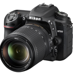 Nikon D7500 + 18–140mm Lens
